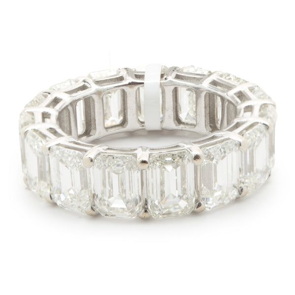 18 Karat White Gold Emerald Cut Diamond Eternity Band