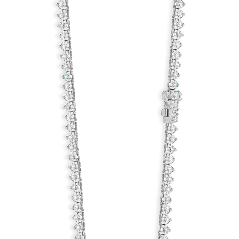 18 Karat White Gold Graduated Diamond Tennis Necklace