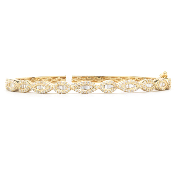 18 Karat Yellow Gold Mosaic Set Diamond Wave Bangle Bracelet