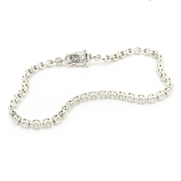 14 Karat White Gold Diamond Tennis Bracelet