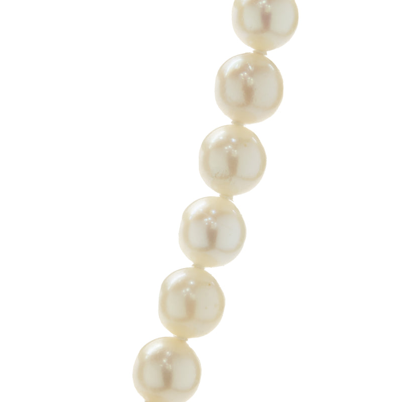 Freshwater Pearl Necklace with 14 Karat Yellow Gold Clasp