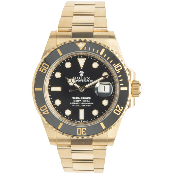 Rolex 18 Karat Yellow Gold Submariner Black / Black 41MM