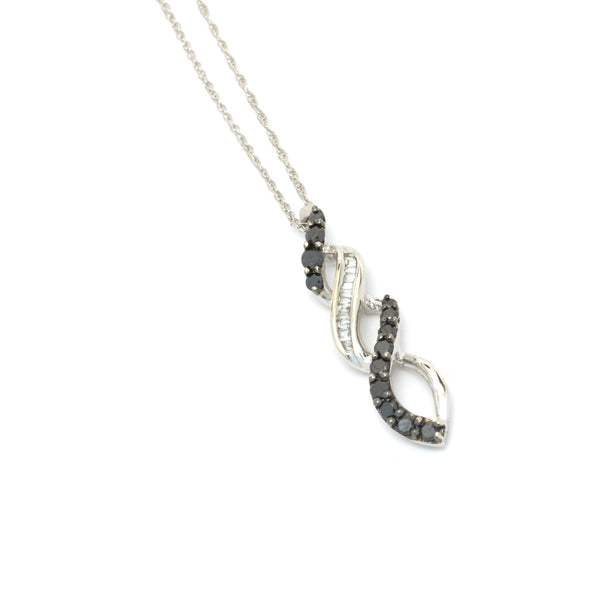 10 Karat White Gold Black and White Diamond Twist Necklace