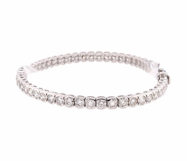 18 Karat White Gold Bezel Set Diamond Tennis Bracelet