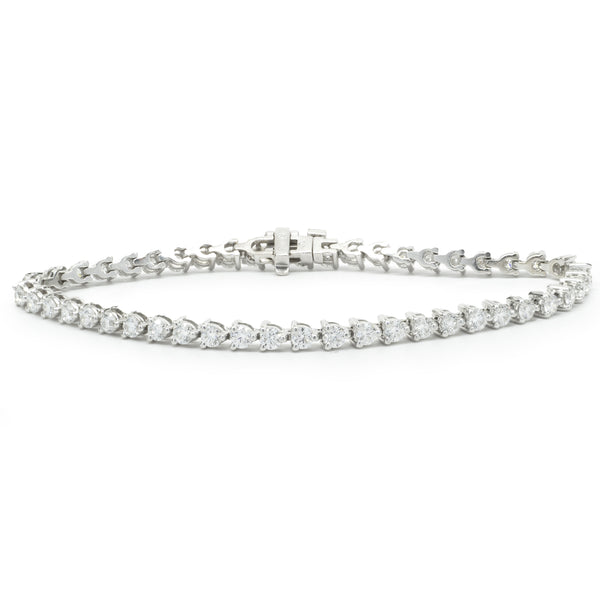 14 Karat White Gold Three Prong Diamond Tennis Bracelet