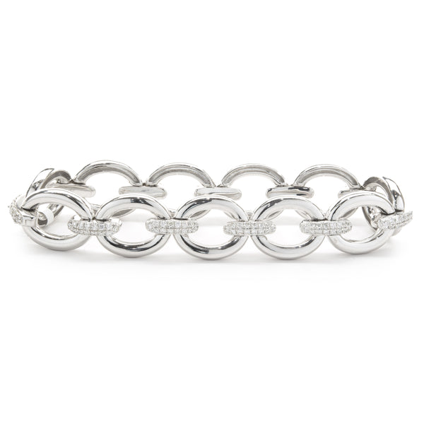 18 Karat White Gold Oval Link Bracelet with Pave Diamond Connectors