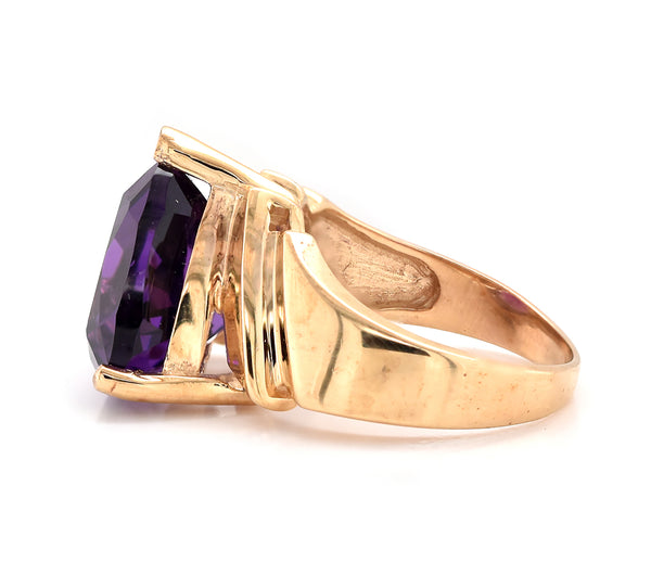 10 Karat Yellow Gold Amethyst Ring