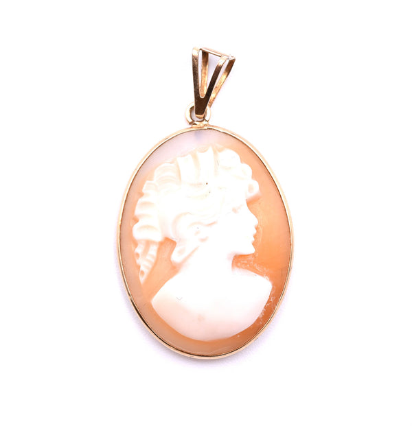 Cameo 14k Yellow Gold Pendant