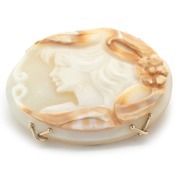 14 Karat Yellow Gold Sideways Carved Cameo Pin / Pendant